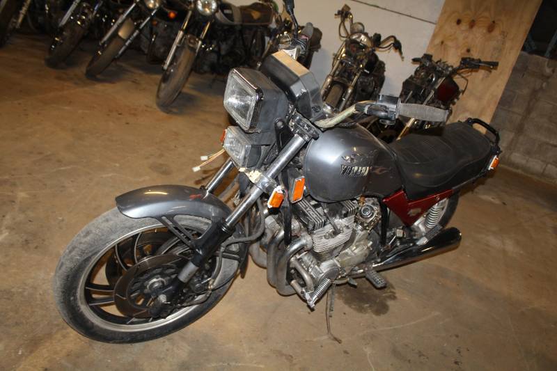 lot 416 image: 1982 Yamaha 750 SECA Motorcycle