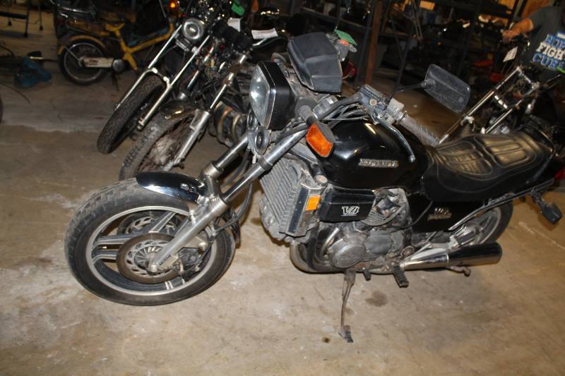 lot 97 image: 1983 Honda V45 Motorcycle