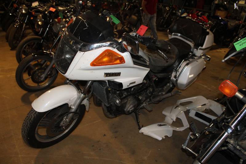 lot 100B image: 1984 Yamaha 1200 Venture Royal Motorcycle