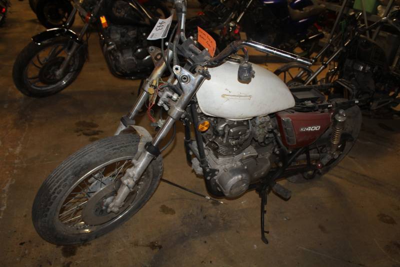 lot 443 image: 1976 Kawasaki KZ 400 Motorcycle
