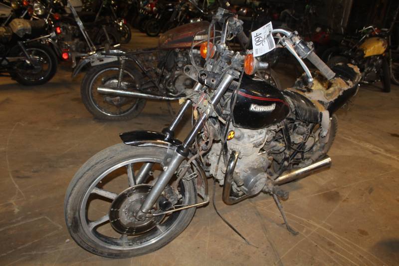 lot 460 image: 1979 Kawasaki KZ 400 H Motorcycle