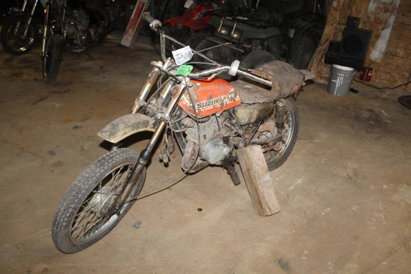 lot 474 image: 1971 Suzuki TS 125 Motorcycle