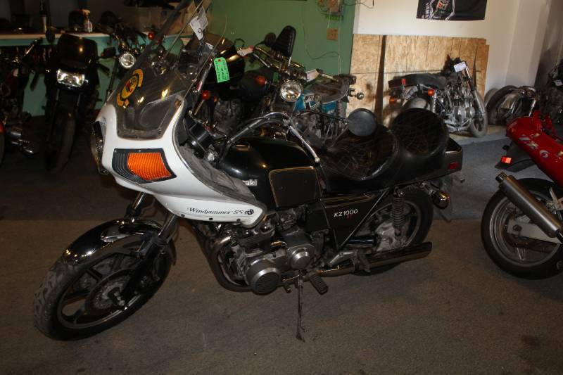 lot 92 image: 1979 Kawasaki KZ 1000 ST Motorcycle