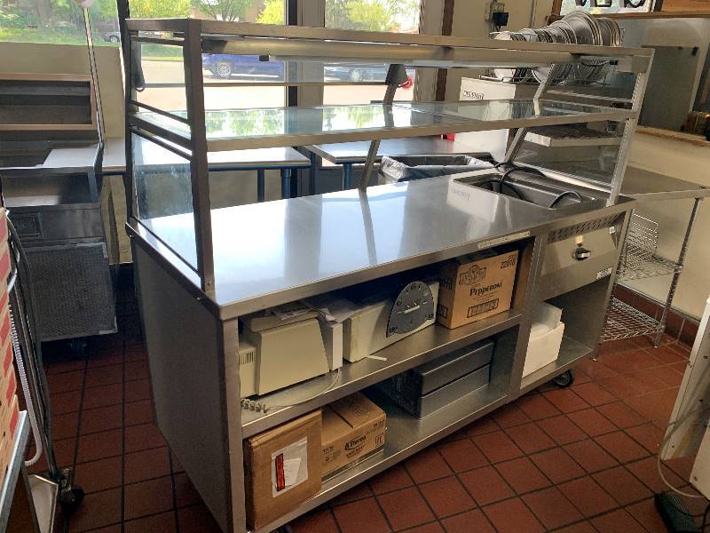 lot 34 image: True, Mod G4SM-28PT, commercial glass side refrigerator, NSF, caster mounted, SN 3784403, 115 volts, 10.0 amps, 27x32x82H,Runs Cools
