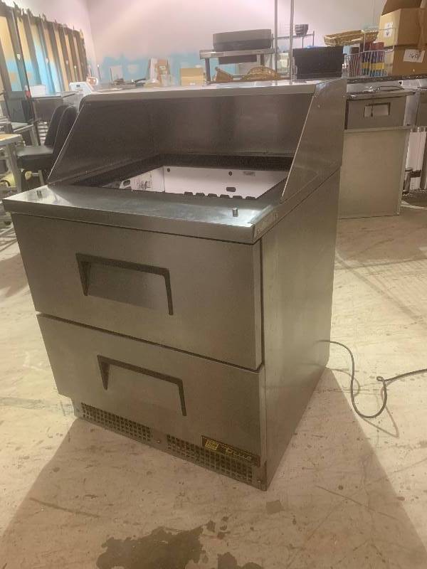 lot 25 image: True 2 Drawer Refrigerated Prep Table36X24X36115VRuns Coolsmissing Lid, Use Cambro Containers as lids