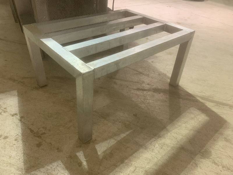 lot 67 image: Dunnage Rack36X24X12