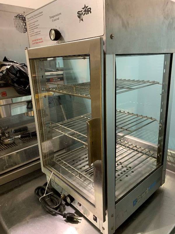 lot 38 image: Star MFG&nbspFood Warmermod 8D-HFD-1120 Volts 15.25X28.5X16