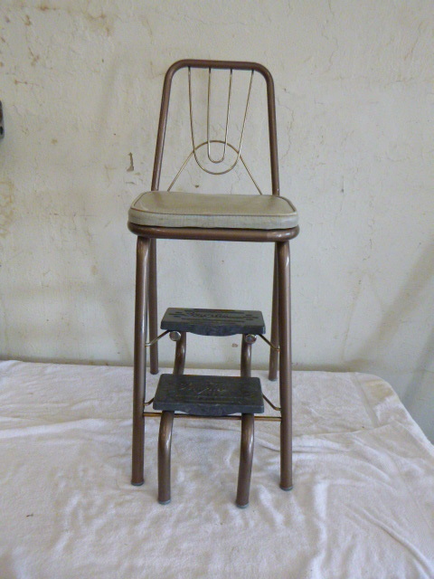lot 18 image: Vintage Douglas Stool
