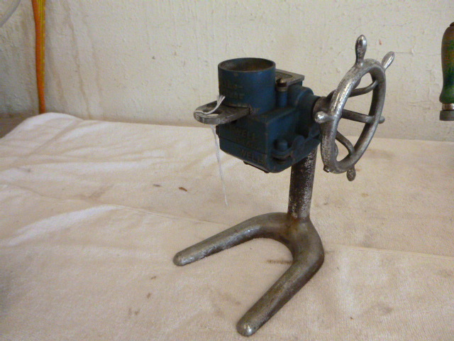 lot 85 image: Vintage Alka-Seltzer Dispenser