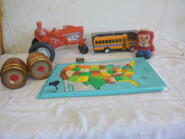 lot 91 image: Toys and Piggy Banks