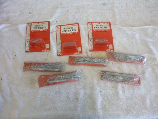 lot 96 image: E-Z on Trunk Lid Holder Magnetic Coin Holder