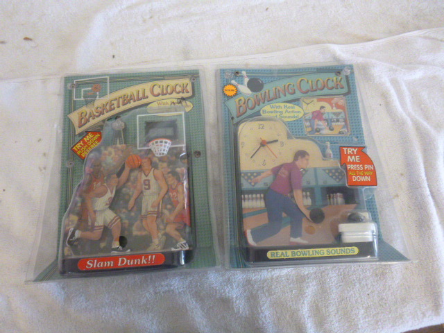 lot 99 image: Fun-Damental Too LTD Clocks