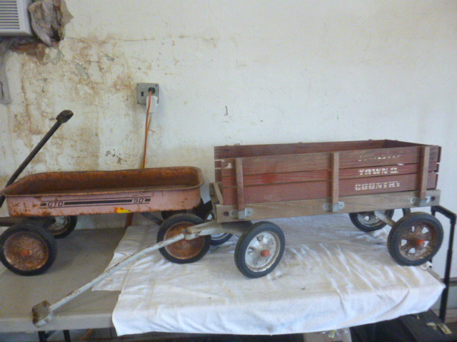 lot 116 image: 2 Wagons