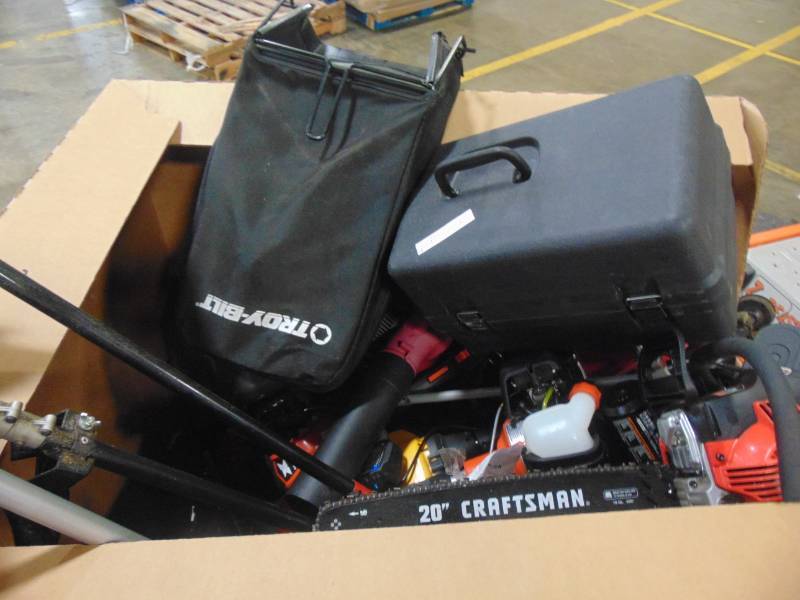 lot 307 image: WHOLESALE MIXED PALLET OF RETURNS - OUTDOOR LAWN AND SHOP EQUIPMENT