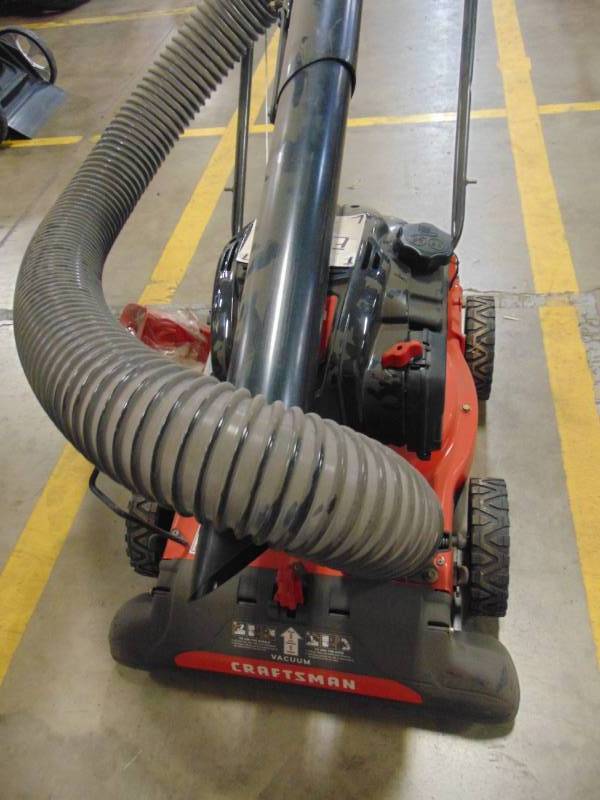 lot 324 image: CRAFTSMAN 163-cc 2-Bushel Lawn Vacuum CMXGPAM1080054
