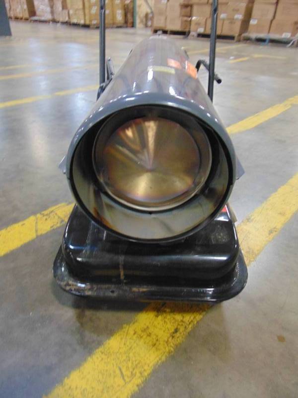 lot 330 image: Dyna-Glo Delux 95K or 135K BTU Kerosene Forced Air Heater KFA135DGD
