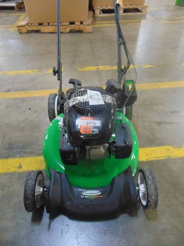 lot 346 image: Lawn-Boy 21 in. Electric Start Gas Self Propelled Mower with Kohler Engine 17734