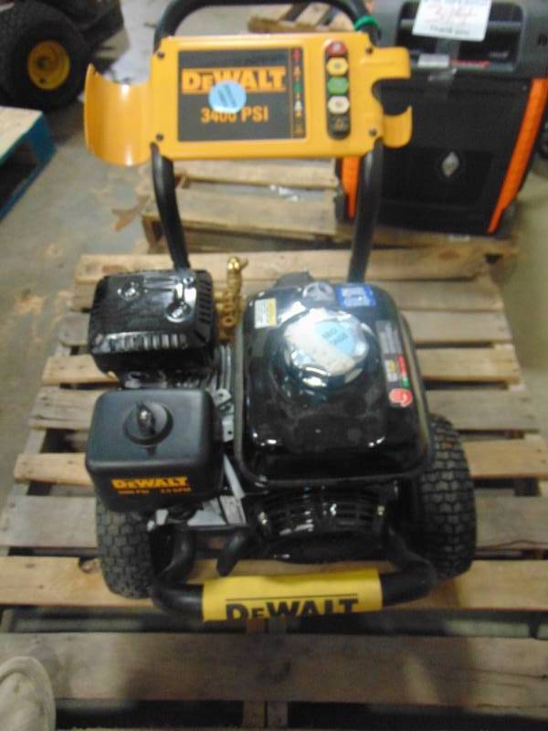 lot 356 image: DEWALT Honda GX200 3,400 PSI 2.5 GPM Gas Pressure Washer DXPW3425