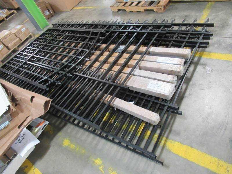 lot 81 image: Pallet of St. Peter Style Fencing With Gate And Some Posts, Black - Some Finials and one Panel is a little bent at the top.