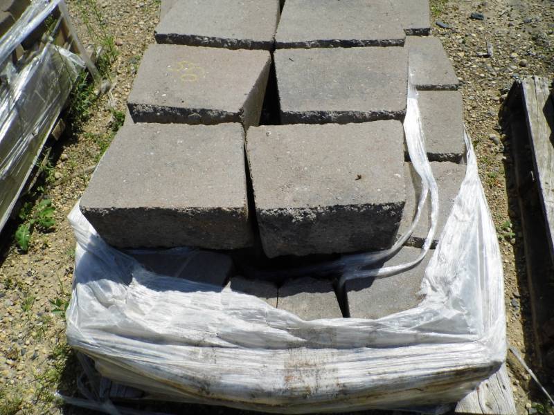 lot 58 image: 35 Large Freestanding Wall Block