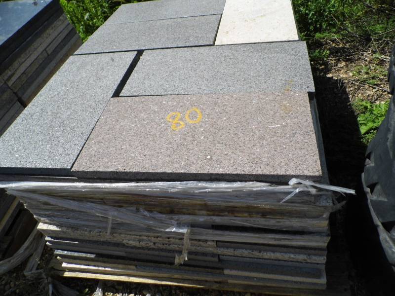 lot 80 image: 102 Pieces of Granite