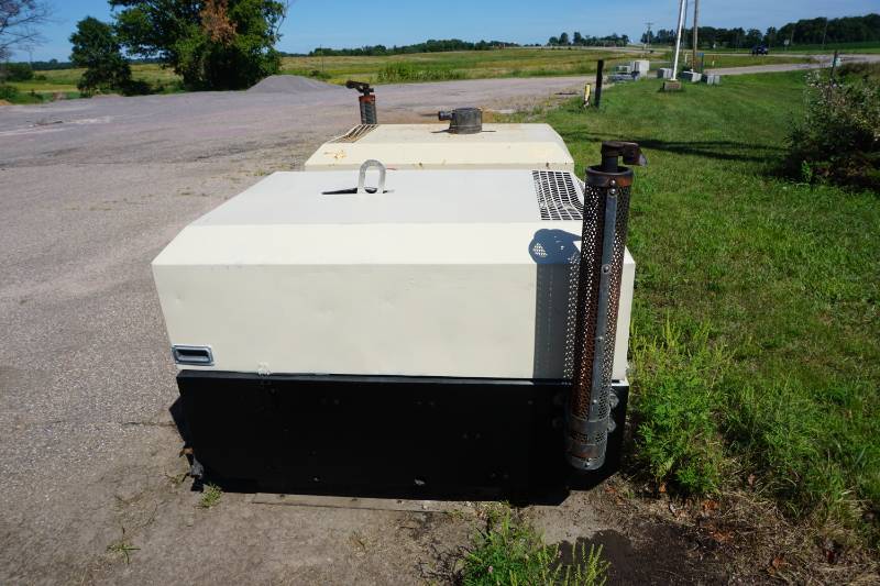 2003 Ingersoll Rand Model P90 SkidDeckTruck Bed Mount Diesel Air Compressor