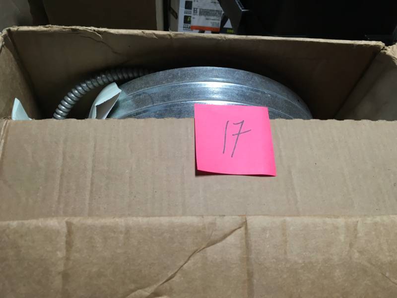 lot 17 image: Master Flow 1450 CFM Power Gable Mount Attic Fan not used