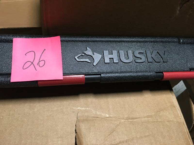 lot 26 image: HUSKY WRENCH TOOL in good condition