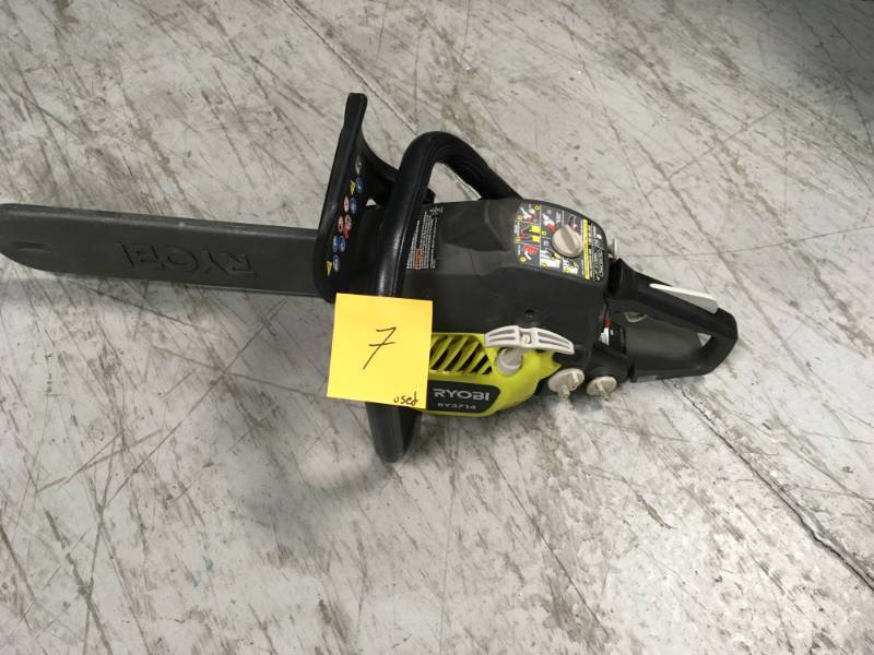 lot 7 image: RYOBI 14 in. 37cc 2-Cycle Gas Chainsaw USED in good condition