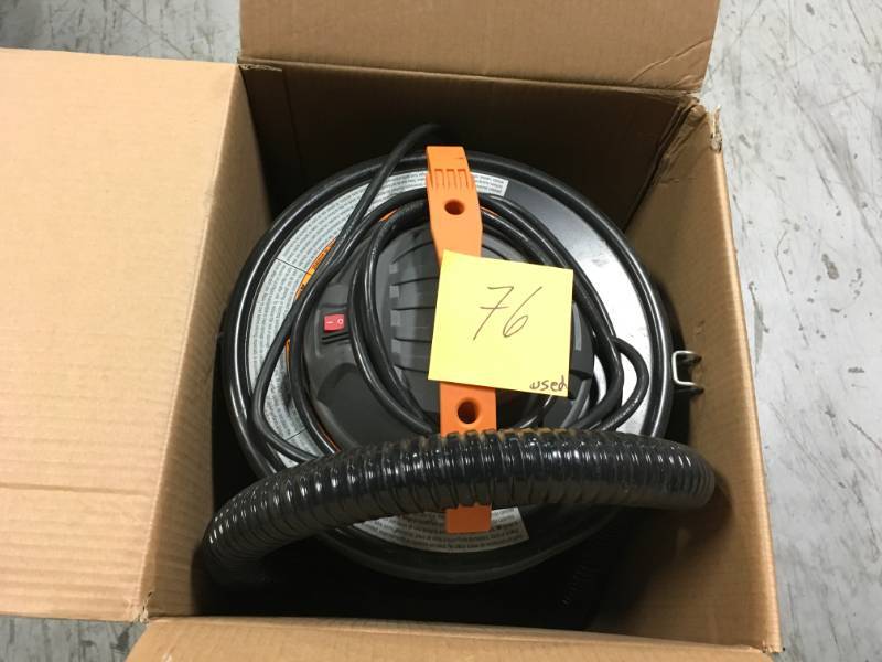 lot 76 image: RIDGID 5 Gal. 3.0-Peak HP Ash Canister Vacuum Cleaner USED
