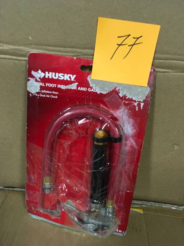 lot 77 image: Husky Dual Foot Inflator Gauge