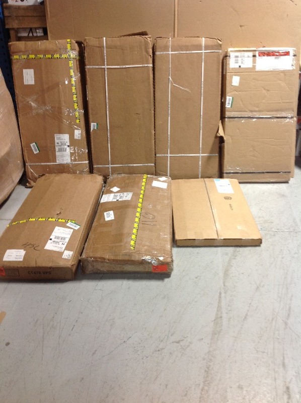 lot 124 image: wholesale Mixed pallets of returns of shelvings