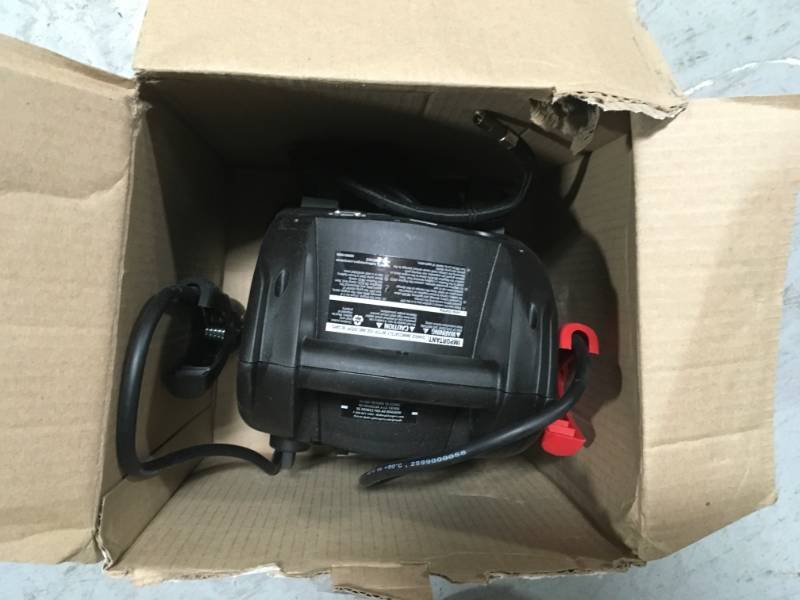 lot 2 image: Schumacher Battery Extender 12-Volt, 750 Amp Battery Jump Starter in good conditions