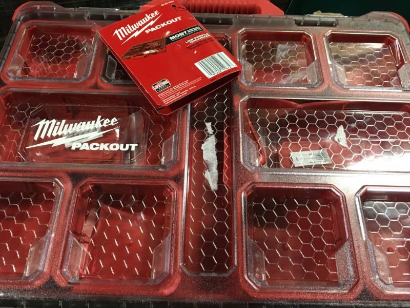 lot 6 image: Milwaukee PACKOUT 11-Compartment Low-Profile Small Parts Organizer not used