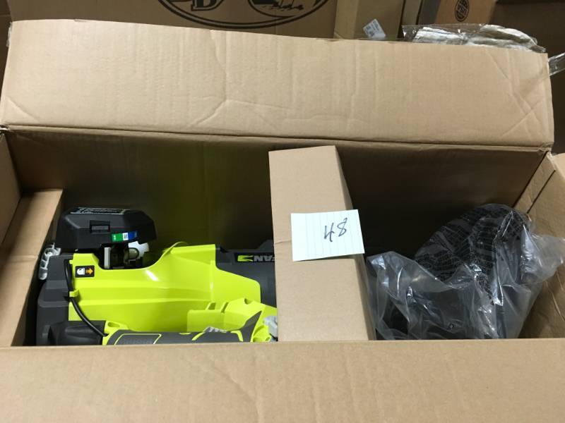 lot 48 image: RYOBI 160 MPH 520 CFM 25cc Gas Jet Fan Blower in working conditions