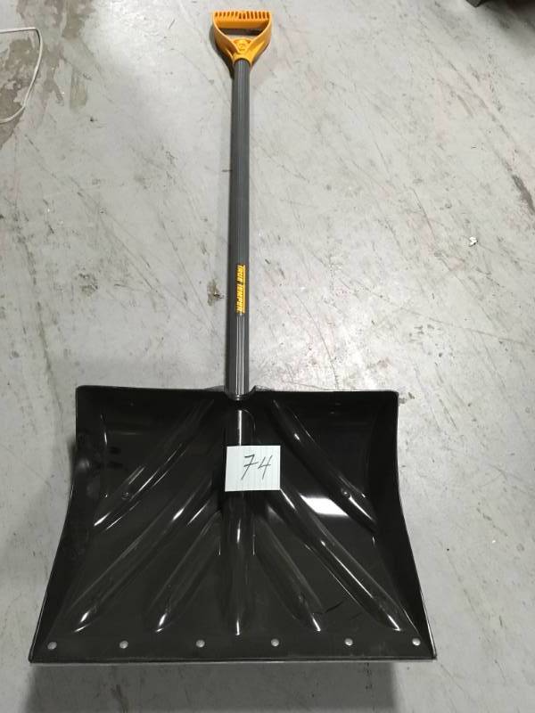 lot 74 image: True Temper 18 in. Ergonomic Mountain Mover Snow Shovel in good conditions
