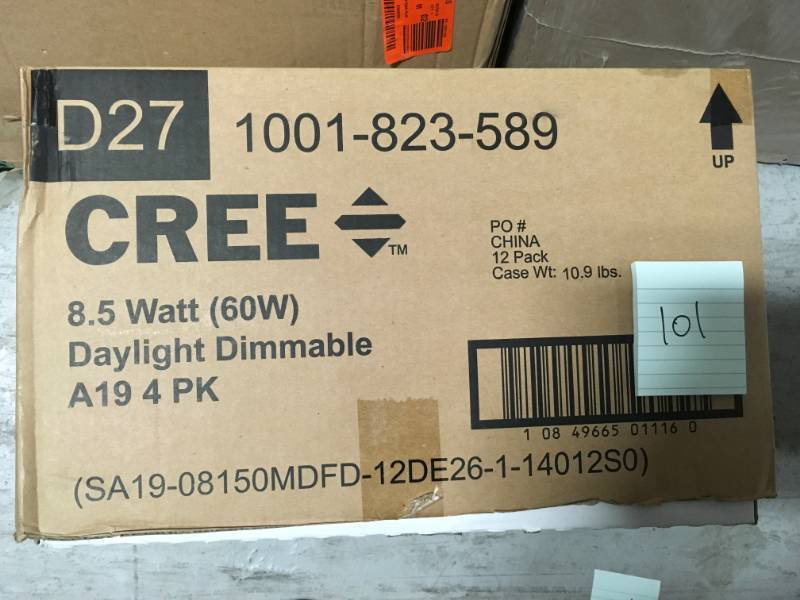 lot 101 image: Cree LED A19 Light Bulbs 8.5w 60w Dimmable Daylight 4 PK not used
