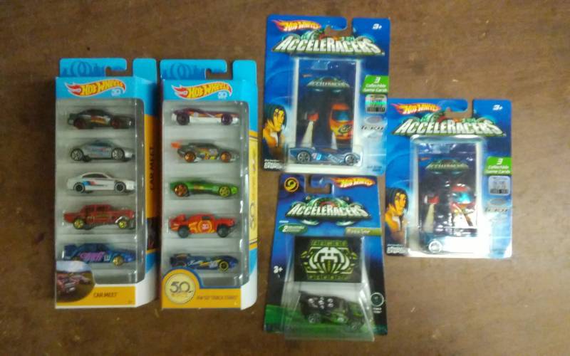 Hot wheels store acceleracers 5 2019