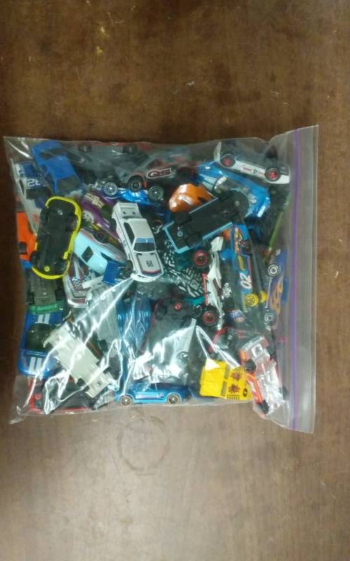 Bag Of 50 Assorted Hot Wheels Cars