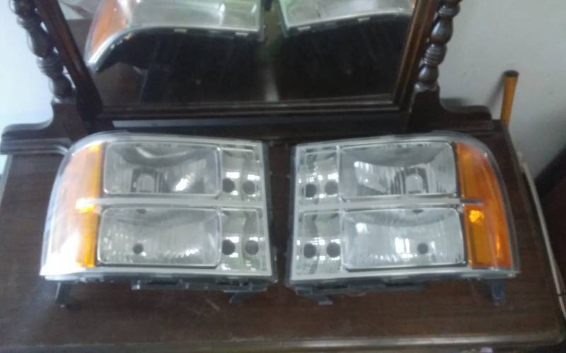 lot 19 image: GMC Head Lamp Assys. Left &Right