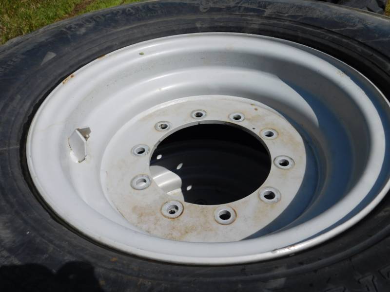 lot 24 image: Solideal 13.00-24TG Tires with Rims