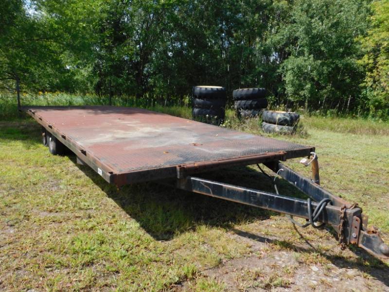 lot 14 image: 1992 Steel King Trailer