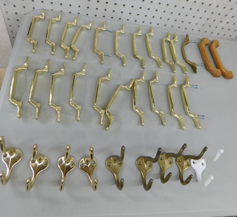 lot 35 image: Misc. Lot of Handles & Hooks
