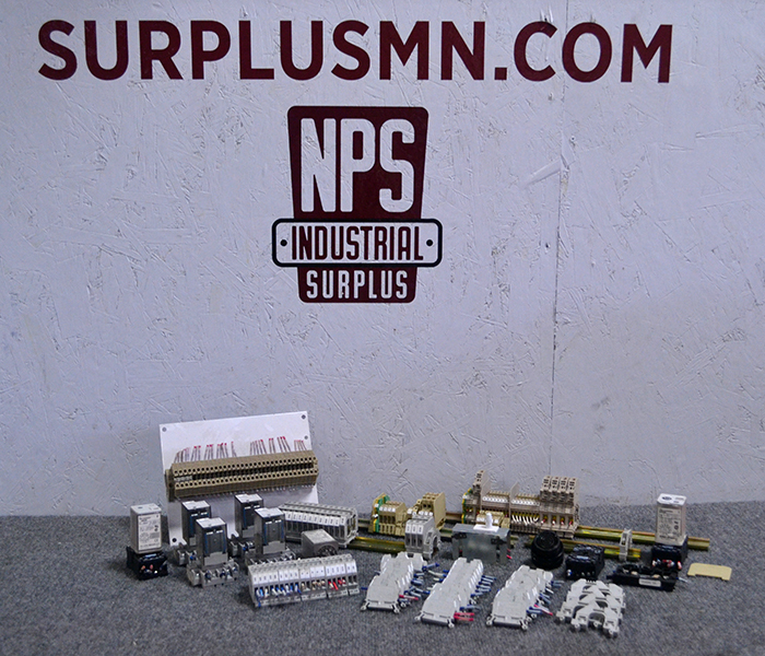 lot 9 image: Lot of Terminal Block and Relays