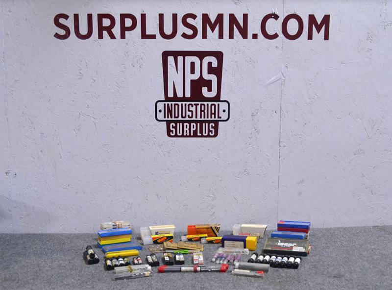lot 22 image: Lot of Machining Carbide Inserts, Endmills etc.