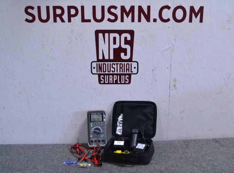 lot 38 image: Extech Instruments Process Calibrator Multimeter  RS232