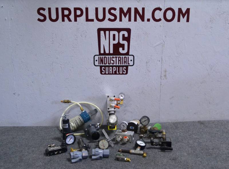 lot 43 image: Lot of Pneumatic Regulators and Parts