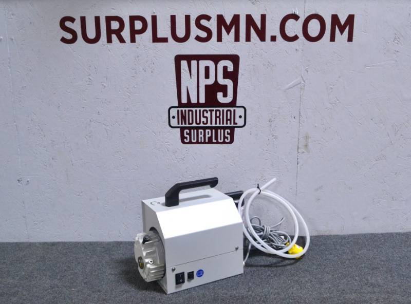 lot 51 image: Roxer Vacuum Pump Model CH2300