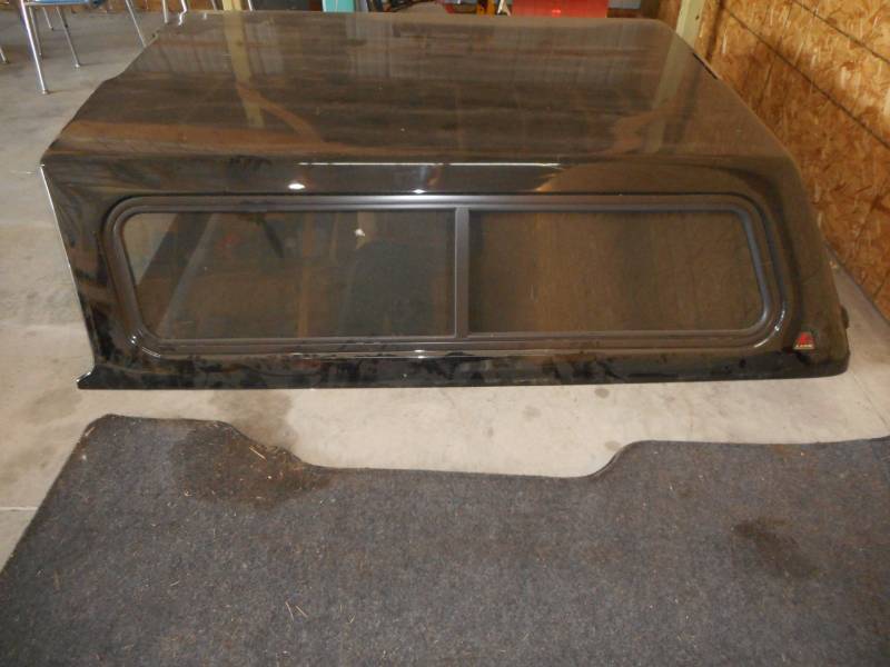 LEER Truck Topper