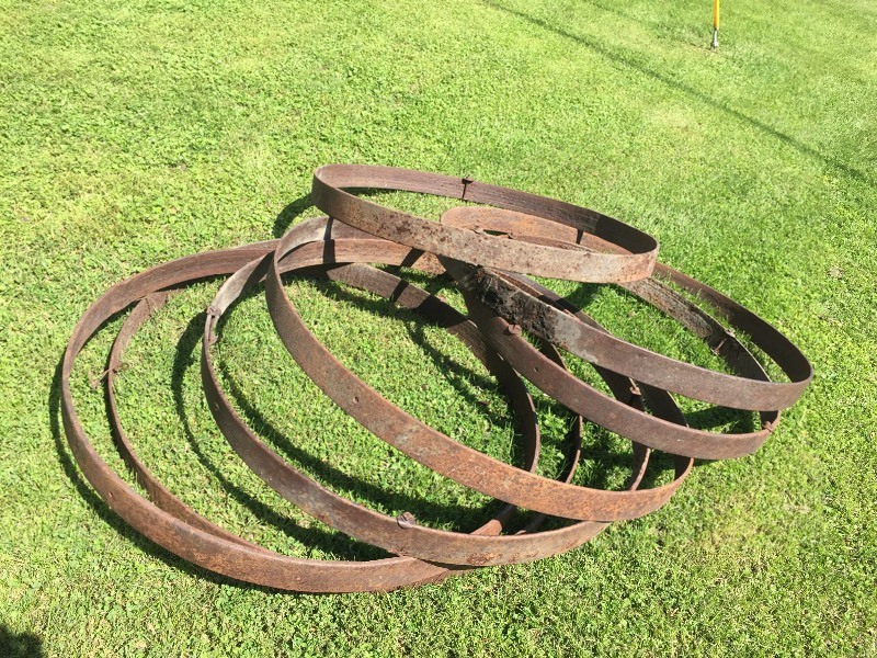 lot 9 image: Steel Rings